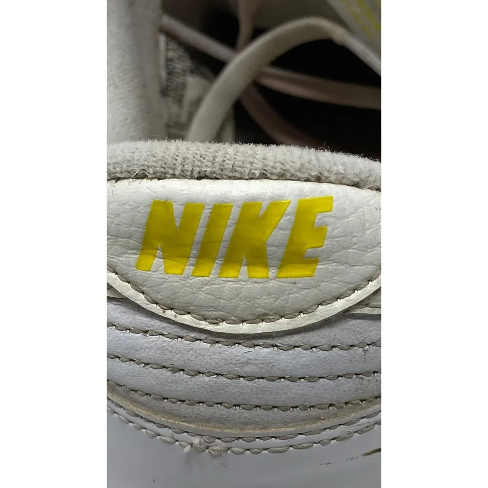 Nike Dunk Low White Pale Yellow Heart FD0803-100 Girls US 5.5Y Sneakers